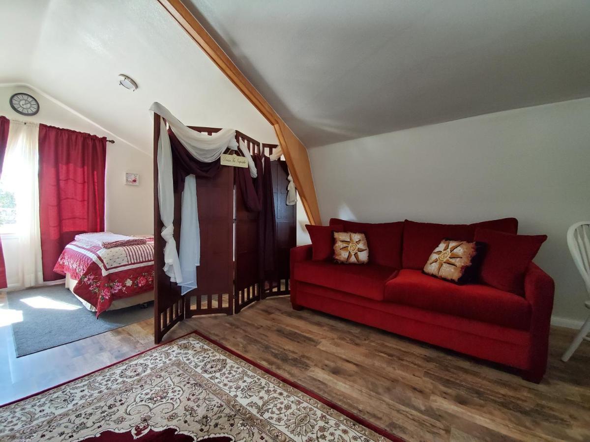 Сasa de vacaciones A Cozy Loft In Templeton